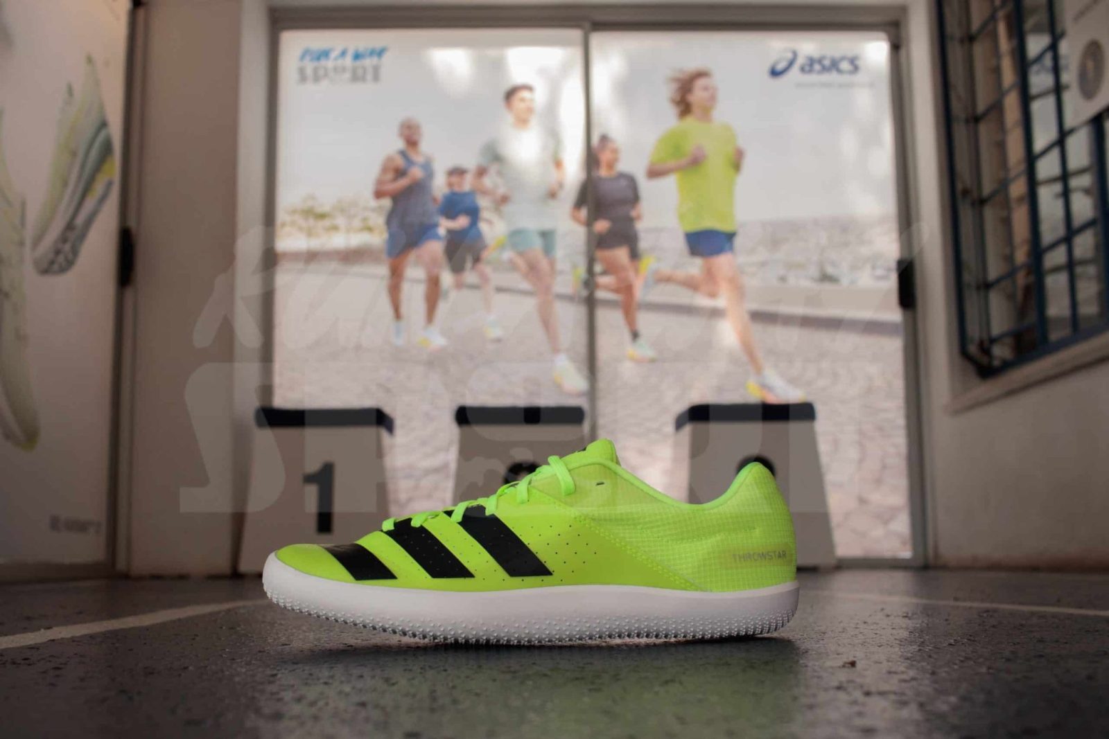 adidas gazelle silver green womens Adidas Throwstar  First to the Finish