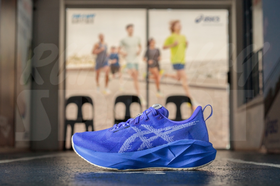 Asics Novablast 5 Womens (Cobalt/White)
