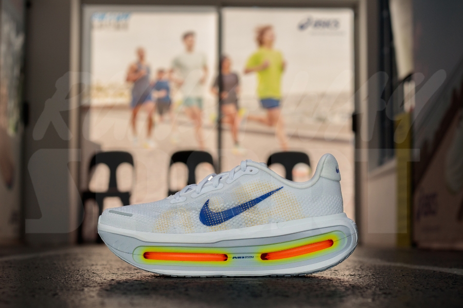 Nike Vomero Premium Men (White/Orange)