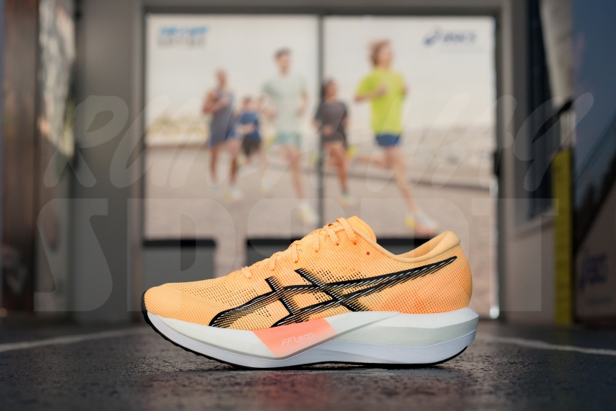 ASICS Magicspeed 5 (Orange/Black)