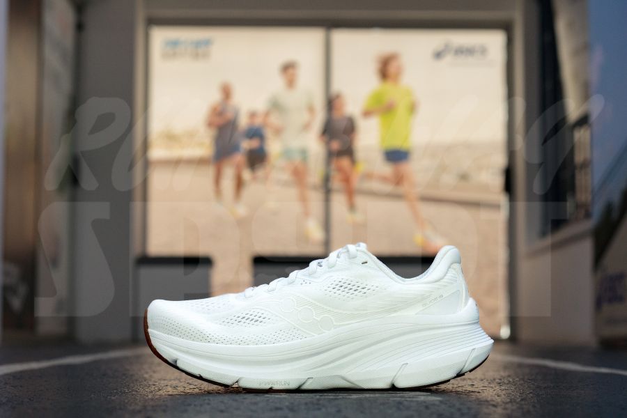 Saucony Guide 19 Womens White/Gum