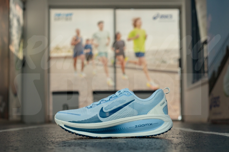 Nike Vomero 18  Women’s Blue/Mystic