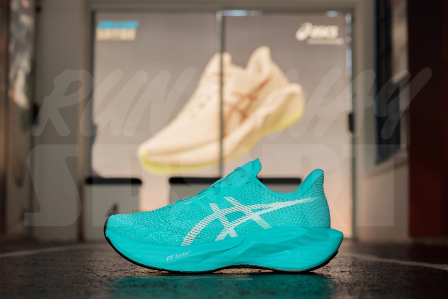 Asics Novablast 6 Womens Aqua/White