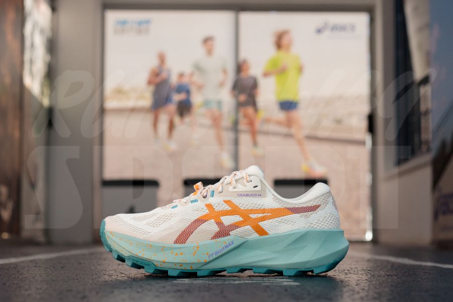 ASICS Gel-Trabuco 14 Women’s Oatmeal/Sandstorm