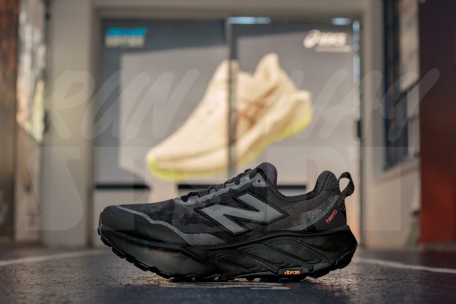 New Balance  Hierro v9 (2E) Men Black